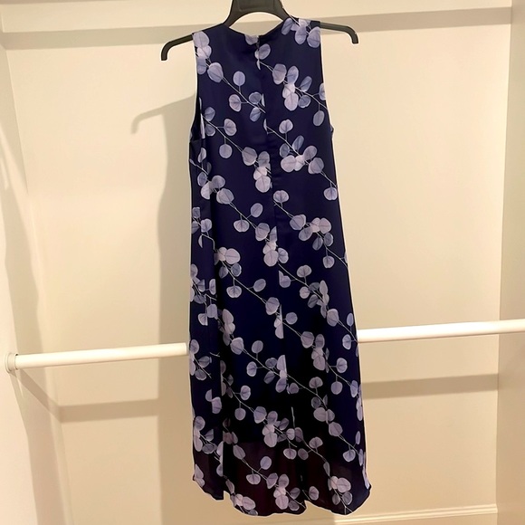 NWT Banana Republic Navy Floral Flowy Dress - Picture 4 of 10